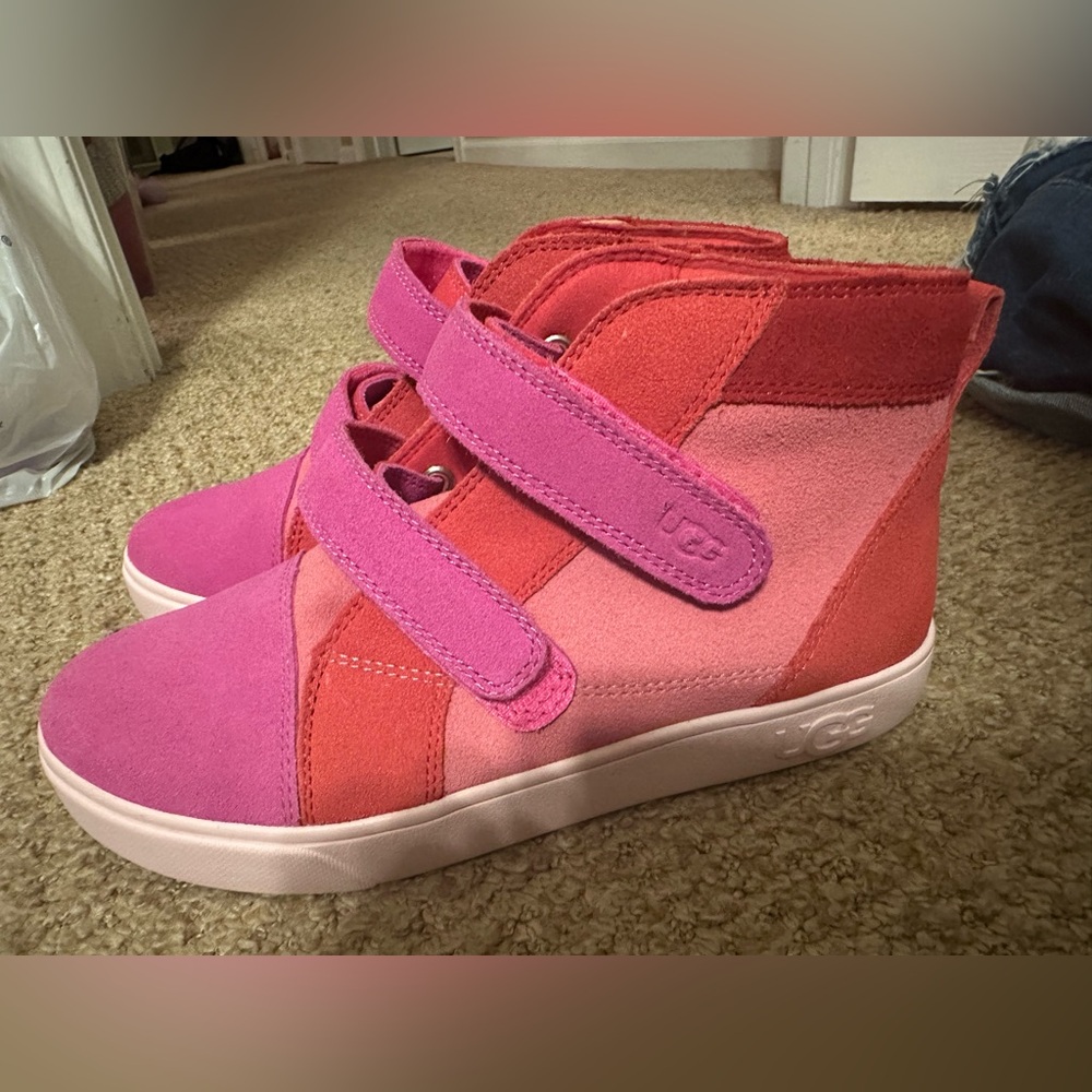 Girls Uggs